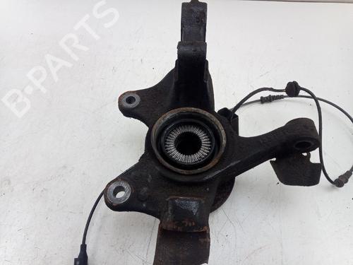 Used Right front steering knuckle Right front steering knuckle MERCEDES-BENZ V-CLASS (W447) V 300 CDI / d (447.811, 447.813, 447.815) (237 hp) 39963391 39963391