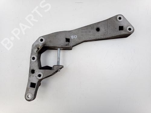 Used Gearbox mount BMW 5 (G30, F90) M 550 d xDrive (400 hp) 24375328