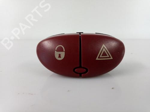Bouton de warning CITROËN XSARA PICASSO (N68) 1.6 16V (109 hp) 22503654