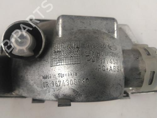 Rear fog light PEUGEOT 208 I (CA_, CC_) 1.2 VTI 82 | BP27803110C37 