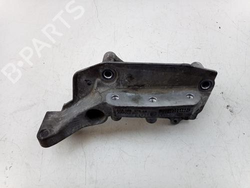 Support de moteur SEAT IBIZA IV SC (6J1, 6P5) 1.4 (85 hp) 33129037