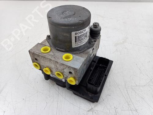 Used ABS pump ALFA ROMEO MITO (955_) 1.3 MultiJet (955AXT1A) (84 hp) 22495860