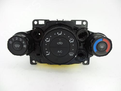Comando clima FORD FIESTA VI (CB1, CCN) 1.6 TDCi (90 hp) 30837442