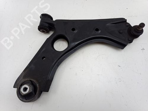 Used Right front suspension arm OPEL COMBO Box Body/MPV (X12) 1.3 CDTI (B05) (95 hp) 22513574
