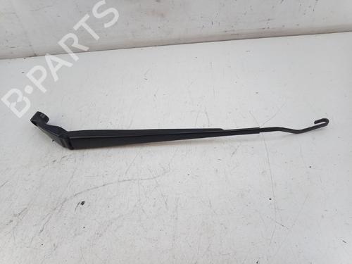 Used Front windshield wiper arm Front windshield wiper arm 36814784 36814784