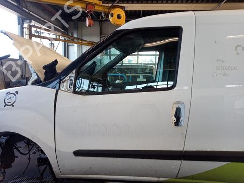 Used Left front door Left front door 39006955 39006955