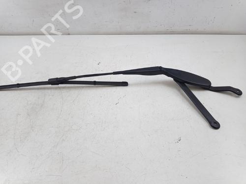 Used Front windshield wiper arm Front windshield wiper arm MERCEDES-BENZ C-CLASS T-Model (S205) C 300 e (205.253) (320 hp) 36422356 36422356