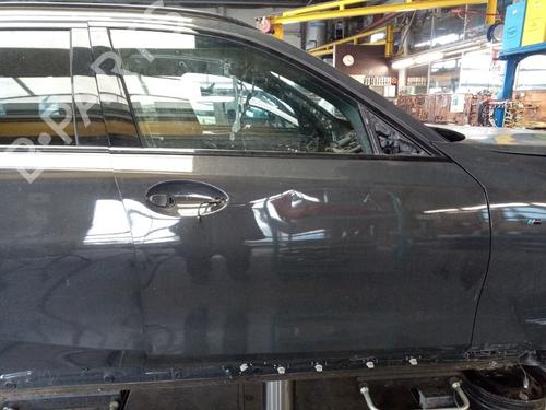 right-front-door-bmw-3-touring-g21-g81-2019-34561951 main image