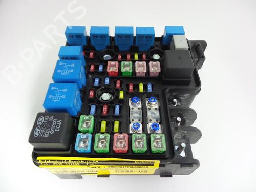 Used Fuse box HYUNDAI i30 Estate (FD) 1.6 CRDi (116 hp) 22461046