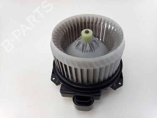 Used Heater blower motor TOYOTA YARIS (_P13_) 1.5 Hybrid (NHP130_) (101 hp) 28196699
