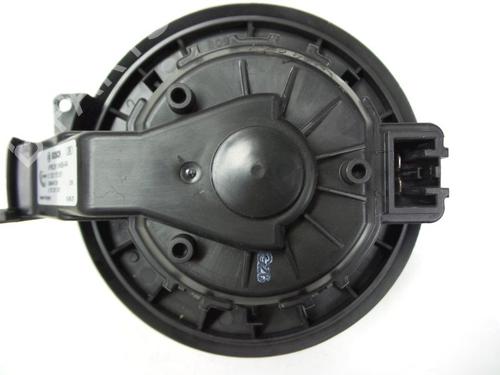 Heater blower motor FORD FIESTA VI (CB1, CCN) 1.25 | BP22467252M62