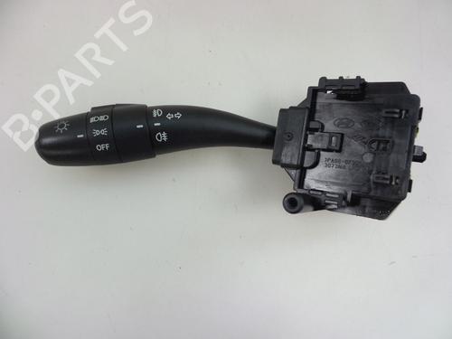 Used Steering column stalk HYUNDAI i30 Estate (FD) 1.6 CRDi (116 hp) 22481595