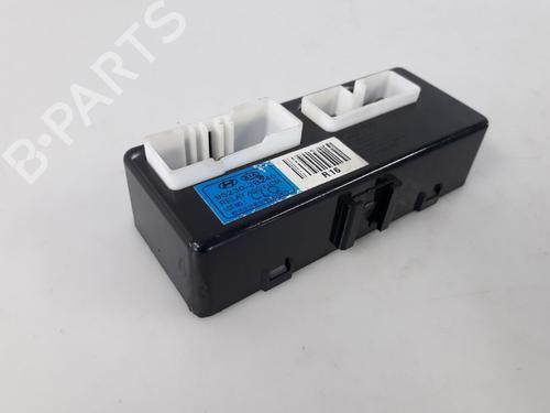 Used Electronic module HYUNDAI SANTA FÉ II (CM) 2.2 CRDi (155 hp) 22466601