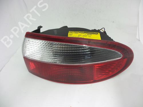 Used Right taillight DAEWOO LANOS (KLAT) 1.6 16V (106 hp) 22454256