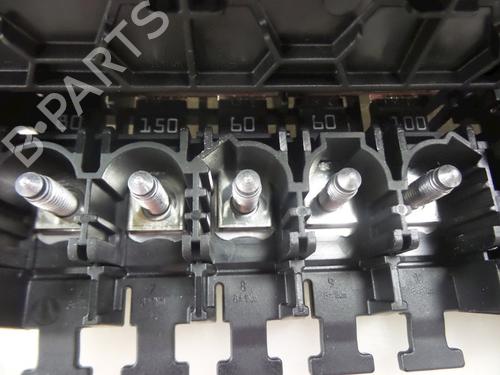 Fuse box MERCEDES-BENZ C-CLASS (W205) C 350 e (205.047) | BP22483535E1