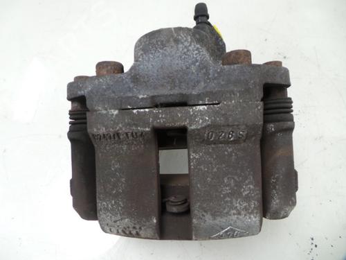 Venstre bremsekaliper foran RENAULT TWINGO II (CN0_) 1.2 16V (CN04, CN0B) (75 hp) 22480745