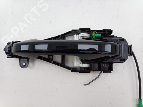 Used Front left exterior door handle Front left exterior door handle 26226036 26226036