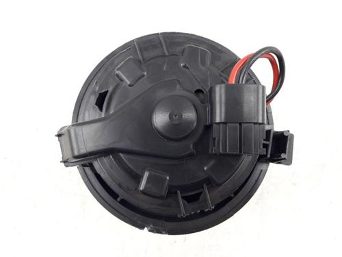 Heater blower motor PEUGEOT 208 I (CA_, CC_) 1.2 VTI 82 | BP22507276M62 