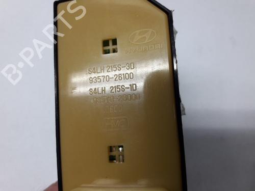 Switch HYUNDAI SANTA FÉ I (SM) 2.0 CRDi 4x4 | BP22466577I30