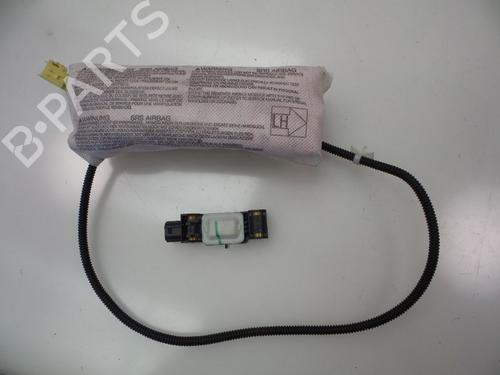 Andre NISSAN NOTE (E11, NE11) 1.6 (110 hp) 30811199