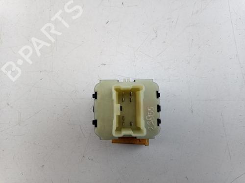Switch RENAULT TWINGO III (BCM_, BCA_) 1.0 SCe 75 | BP32330240I30 - Image 2