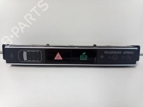 Used Warning switch MITSUBISHI OUTLANDER III (GG_W, GF_W, ZJ, ZL, ZK) 2.0 (GF7W) (150 hp) 22498139