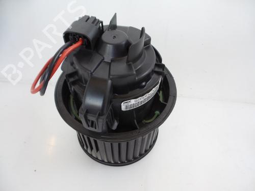 Used Heater blower motor PEUGEOT 508 I (8D_) 2.0 HDi Hybrid4 AWC (200 hp) 22477577