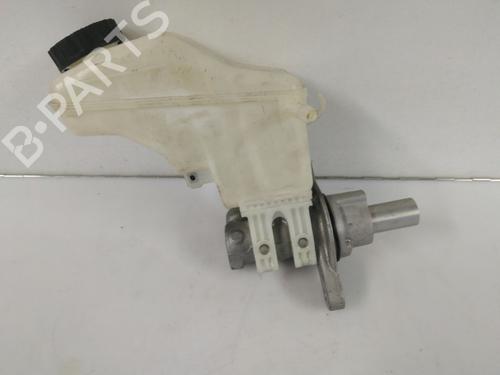 brake-master-cylinder-opel-corsa-d-s07-2006-2007-2008-2009-2010-2011-2012-2013-2014-2015-30834802 main image