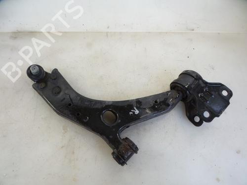 Used Right front suspension arm VOLVO V40 Hatchback (525) D2 (114 hp) 22489593