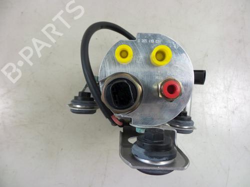 Used Brake master cylinder PORSCHE 911 (996) 3.4 Carrera (301 hp) 22481566