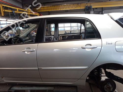 Dør venstre bagtil TOYOTA COROLLA (_E12_) 1.6 VVT-i (ZZE121_, ZZE121R) (110 hp) 32241436