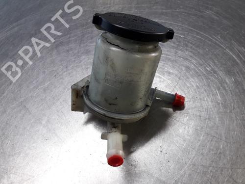 Used Power steering reservoir TOYOTA AVENSIS Estate (_T25_) 2.0 D-4D (CDT250_, CDT250R) (116 hp) 22453497