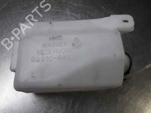 Washer pump HYUNDAI H-1 / STAREX Bus (A1) 2.5 CRDi | BP30820179E24