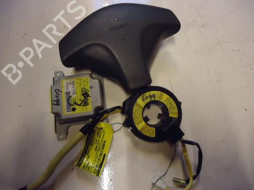 Used Driver airbag MITSUBISHI LANCER VI (CJ_, CP_, CK_) 1.3 12V (CK1A) (75 hp) 22452477