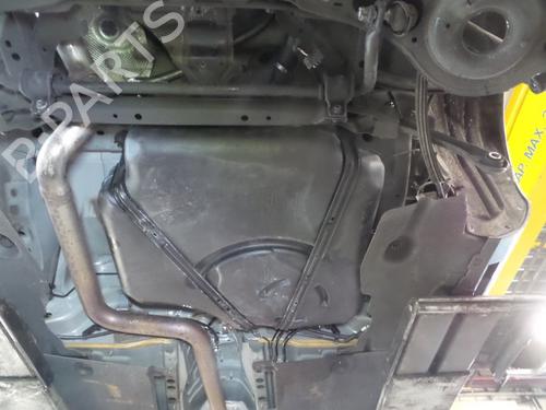 Used Fuel tank VOLVO V40 Hatchback (525) D2 (120 hp) 22491348