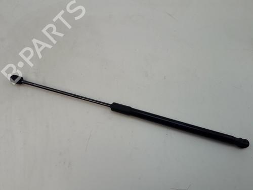 Used Tailgate lift support VW POLO VI (AW1, BZ1, AE1) 1.0 TSI (95 hp) 22512173
