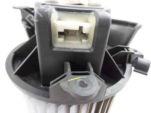 Heater blower motor FIAT DOBLO Cargo (263_) 1.6 D Multijet (263WXD1B, 263WXR1B, 263WXX1B, 263ZXD1B,... | BP22486652M62 