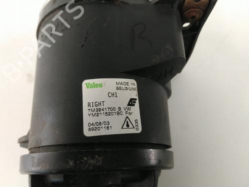 Right front fog light VW SHARAN (7M8, 7M9, 7M6) 1.9 TDI | BP22472617C31 