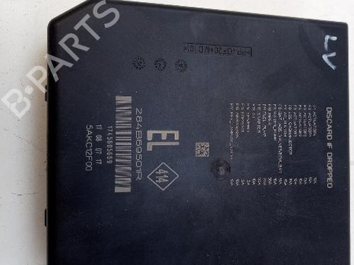 Used Fuse box Fuse box 37428274 37428274