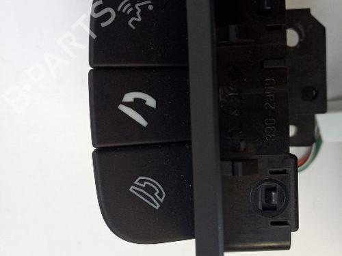 Used Switch SUZUKI VITARA (LY) 1.4 T (APK414) (140 hp) 23897145