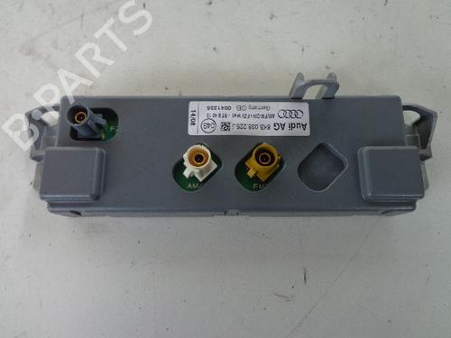 Used Electronic module AUDI A4 B8 (8K2) 2.0 TDI (143 hp) 30834962