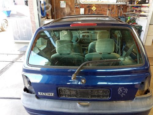 Tampa da Mala Tampa da Mala RENAULT TWINGO I (C06_) 1.2 (C066, C068) (58 hp) 33851560 33851560