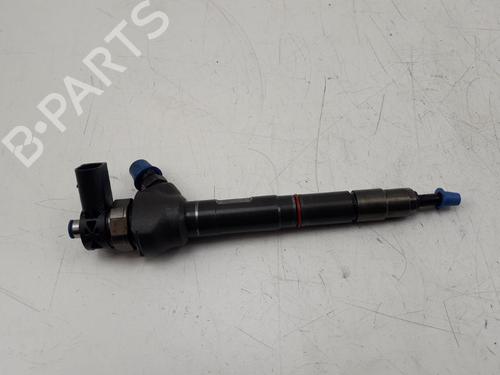 Used Injector VW GOLF VII Variant (BA5, BV5) 2.0 TDI (150 hp) 32628347