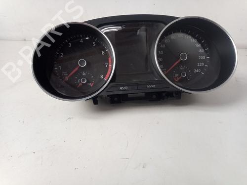 Used Display monitor VW POLO V (6R1, 6C1) 1.0 TSI (95 hp) 28276721