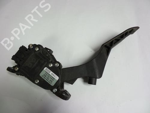 Used Pedal VW TRANSPORTER T5 Van (7HA, 7HH, 7EA, 7EH) 2.5 TDI (174 hp) 22452963
