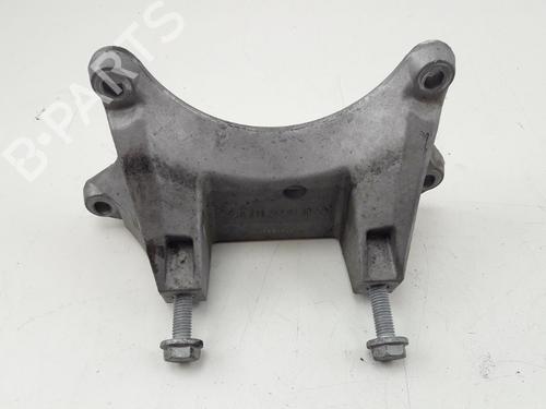 Used Gearbox mount MERCEDES-BENZ VITO Van (W447) 119 CDI / BlueTEC (447.601, 447.603, 447.605) (190 hp) 22513216