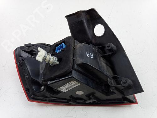 Right taillight VW PASSAT B8 Variant (3G5, CB5) 2.0 TDI | BP29586610C35 