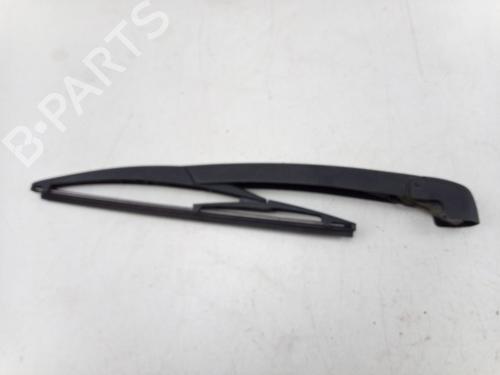 Used Rear windshield wiper arm FIAT 500 (312_) 1.2 (312AXA1A) (69 hp) 23435590