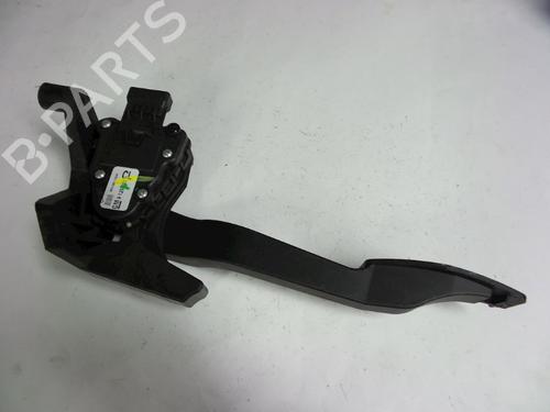 Pédale OPEL CORSA C (X01) 1.2 Twinport (F08, F68) (80 hp) 22455132