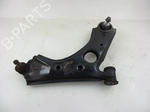 Used Right front suspension arm FIAT DOBLO Cargo (263_) 1.6 D Multijet (263WXD1B, 263WXR1B, 263WXX1B, 263ZXD1B,... (105 hp) 22486619